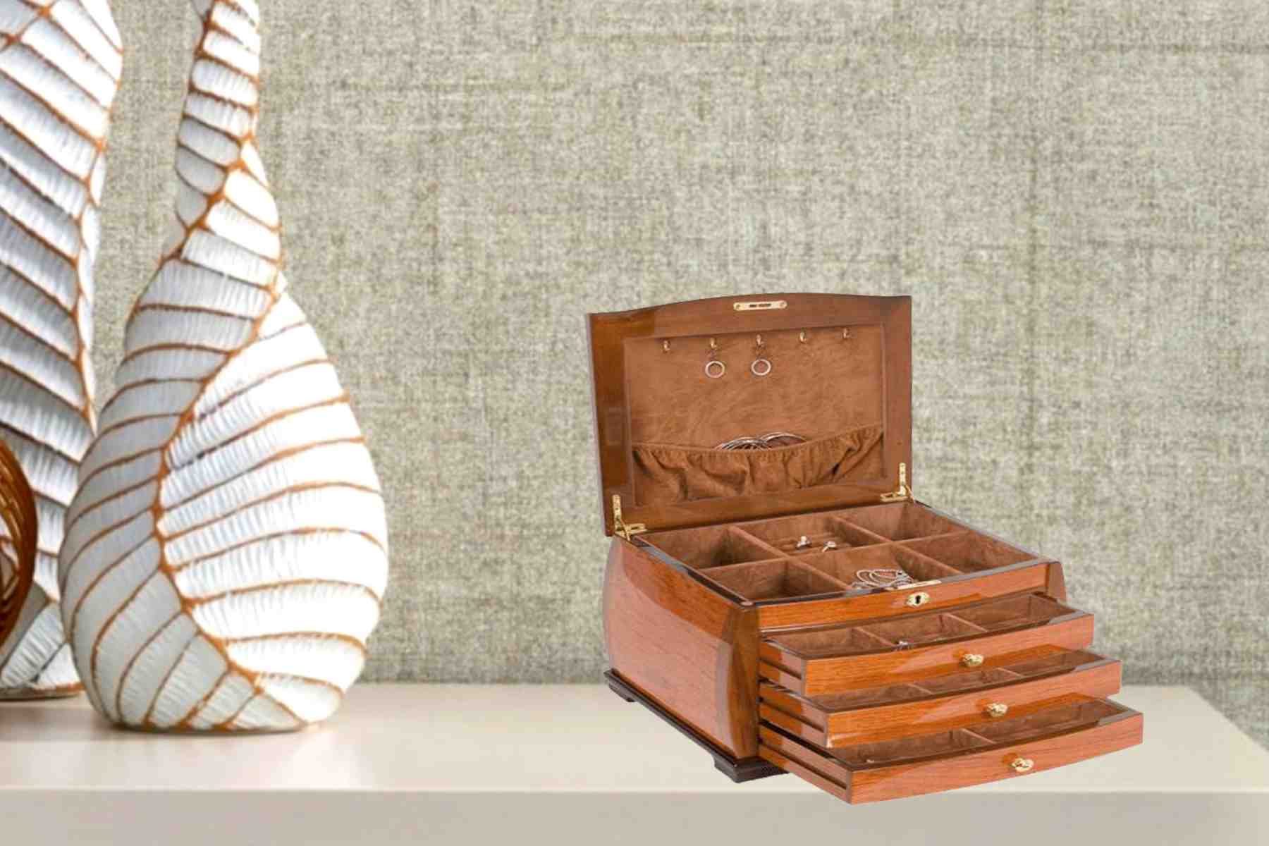 Shop phụ kiện trang sức mua ở đâu uy tín giá tốt nhất?